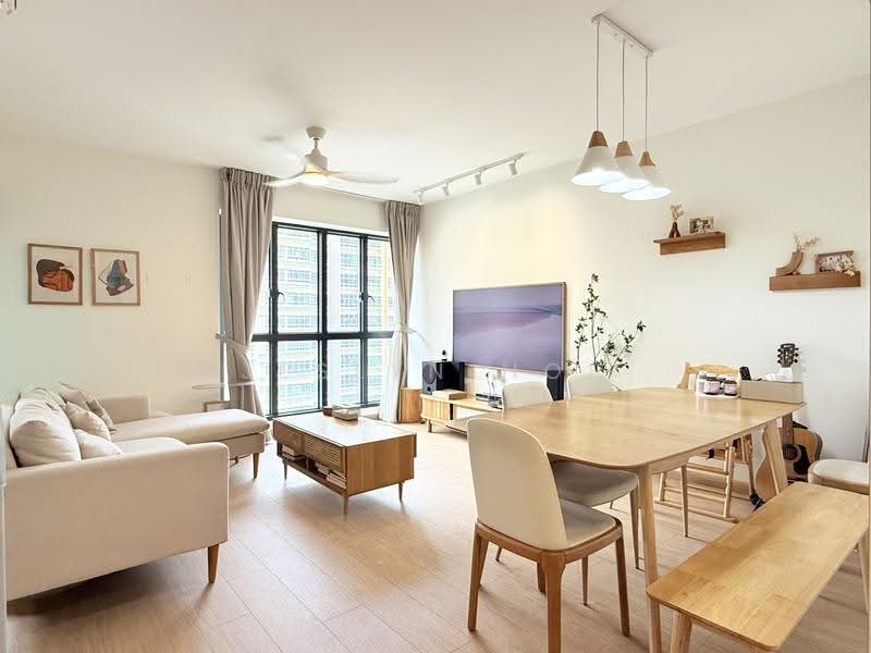 92 Dawson Road, 92 Dawson Road, Alexandra / Commonwealth, 3 Bedrooms, 893 sqft, HDB Flat For Sale, by Jeslyn Hoe, 500295492 - Living Room - PropertyGuru.com.sg