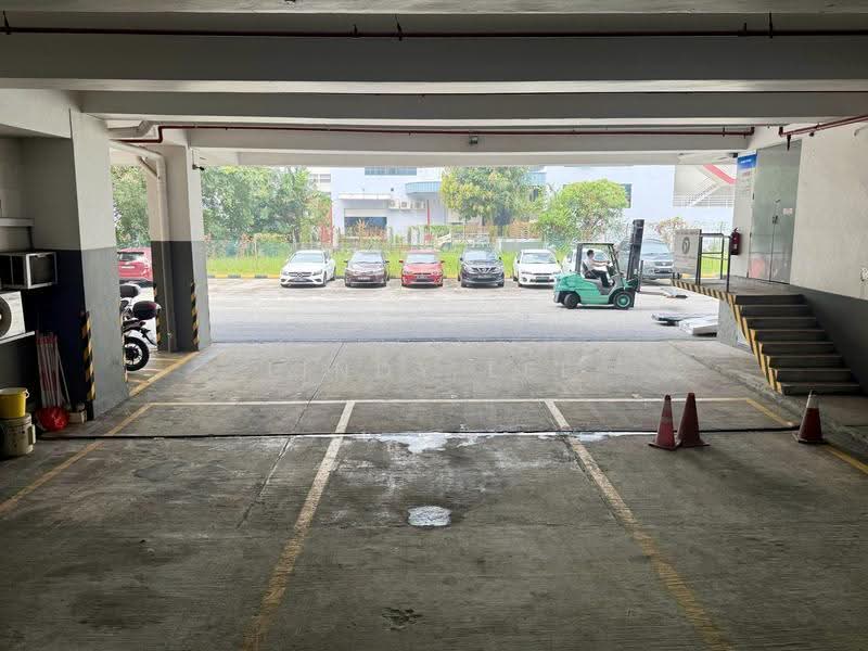 Noble Warehouse, 49 Tannery Lane, Macpherson / Potong Pasir, 2,960 sqft, Light Industrial (B1) For Rent, by Lindy Lee, 500295497 - Loading Bay - CommercialGuru.com.sg