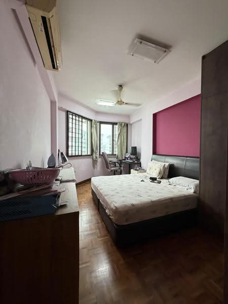 Orchid Park Condominium, 81 Yishun Street 81, Sembawang / Yishun, 2 Bedrooms, 980 sqft, Condominium For Sale, by Yen Tan, 500295511 - Bedroom - PropertyGuru.com.sg