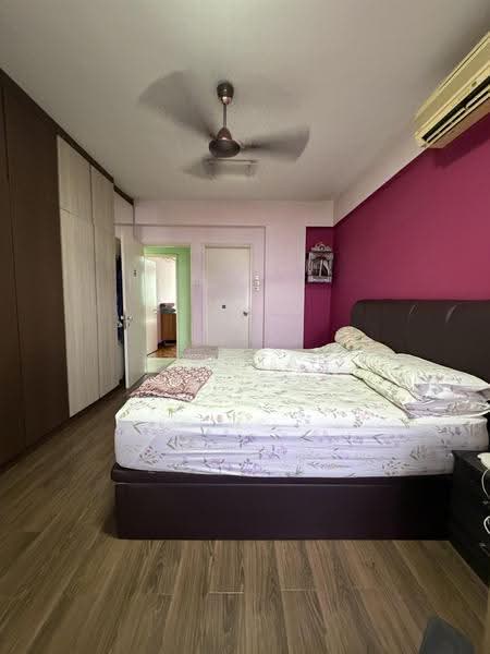 Orchid Park Condominium, 81 Yishun Street 81, Sembawang / Yishun, 2 Bedrooms, 980 sqft, Condominium For Sale, by Yen Tan, 500295511 - Bedroom - PropertyGuru.com.sg