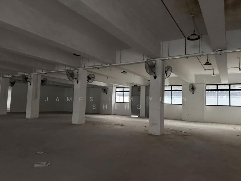 Ang Mo Kio Warehouse/Ancillary Officce for Light Industries, Ang Mo Kio, Ang Mo Kio / Bishan / Thomson, 11,500 sqft, Light Industrial (B1) For Rent, by James Lim Yuan Sheng, 500295515 - Interior - CommercialGuru.com.sg