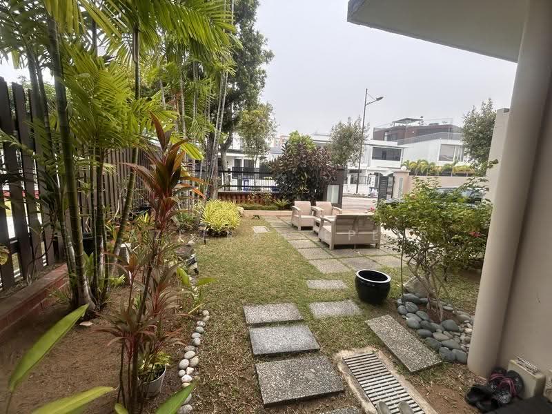 Jln Limau Nipis, Bedok / Upper East Coast, 4 Bedrooms, 2,650 sqft, Semi-Detached House For Rent, by Fazeerah Epeer, 500295543 - PropertyGuru.com.sg