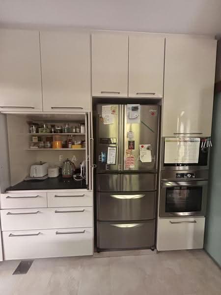 Jln Limau Nipis, Bedok / Upper East Coast, 4 Bedrooms, 2,650 sqft, Semi-Detached House For Rent, by Fazeerah Epeer, 500295543 - PropertyGuru.com.sg