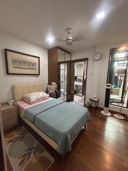 Jln Limau Nipis, Bedok / Upper East Coast, 4 Bedrooms, 2,650 sqft, Semi-Detached House For Rent, by Fazeerah Epeer, 500295543 - PropertyGuru.com.sg
