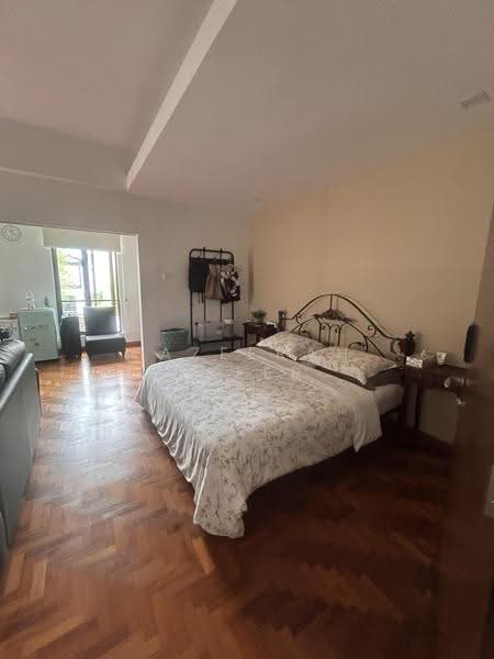 Jln Limau Nipis, Bedok / Upper East Coast, 4 Bedrooms, 2,650 sqft, Semi-Detached House For Rent, by Fazeerah Epeer, 500295543 - PropertyGuru.com.sg