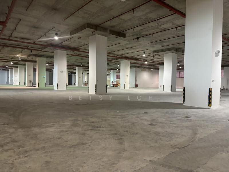 4 Dedicated Loading Bays Warehouse @ Jurong, Clementi Park / Upper Bukit Timah, 16,000 sqft, Warehouse For Rent, by Betsy Loh, 500295551 - CommercialGuru.com.sg