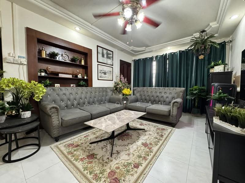113 Pasir Ris Street 11, 113 Pasir Ris Street 11, Pasir Ris / Tampines, 3 Bedrooms, 1,141 sqft, HDB Flat For Sale, by Syafiq Rauf, 500295555 - Living Room - PropertyGuru.com.sg