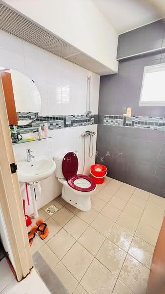 208B Punggol Place, 208B Punggol Place, Hougang / Punggol / Sengkang, 2 Bedrooms, 721 sqft, HDB Flat For Sale, by Shahirah Shaik, 500295566 - PropertyGuru.com.sg