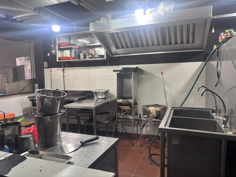 Conservation Shophouse Little India, Upper Dickson Road, Farrer Park / Serangoon Rd, 200 sqft, Food & Beverage For Rent, by Celia Chong 张瑂籣, 500295636 - Kitchen - CommercialGuru.com.sg
