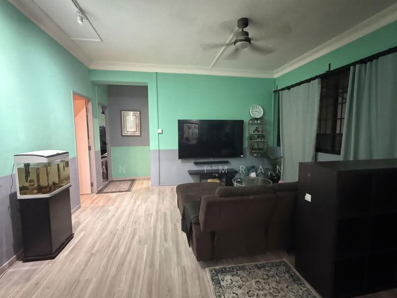 755 Pasir Ris Street 71, 755 Pasir Ris Street 71, Pasir Ris / Tampines, 3 Bedrooms, 1,130 sqft, HDB Flat For Sale, by Andik Imran, 500295659 - Living Room - PropertyGuru.com.sg