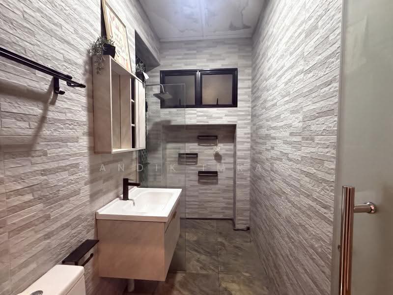 755 Pasir Ris Street 71, 755 Pasir Ris Street 71, Pasir Ris / Tampines, 3 Bedrooms, 1,130 sqft, HDB Flat For Sale, by Andik Imran, 500295659 - Bathroom - PropertyGuru.com.sg
