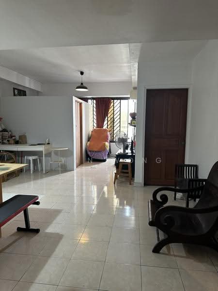 International Plaza, 10 Anson Road, Chinatown / Tanjong Pagar, 2 Bedrooms, 1,033 sqft, Apartment For Sale, by Lynn Wong, 500295663 - Living Room - PropertyGuru.com.sg