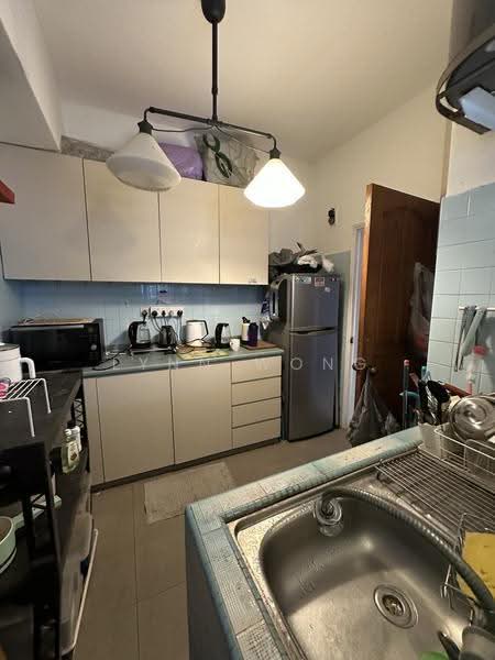 International Plaza, 10 Anson Road, Chinatown / Tanjong Pagar, 2 Bedrooms, 1,033 sqft, Apartment For Sale, by Lynn Wong, 500295663 - Kitchen - PropertyGuru.com.sg