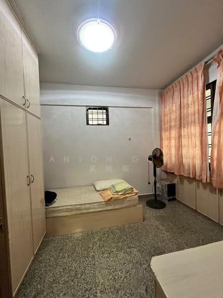 274A Toh Guan Road, 274A Toh Guan Road, Boon Lay / Jurong / Tuas, 3 Bedrooms, 1,087 sqft, HDB Flat For Rent, by Anson Goh 吴铭华, 500295664 - Bedroom - PropertyGuru.com.sg