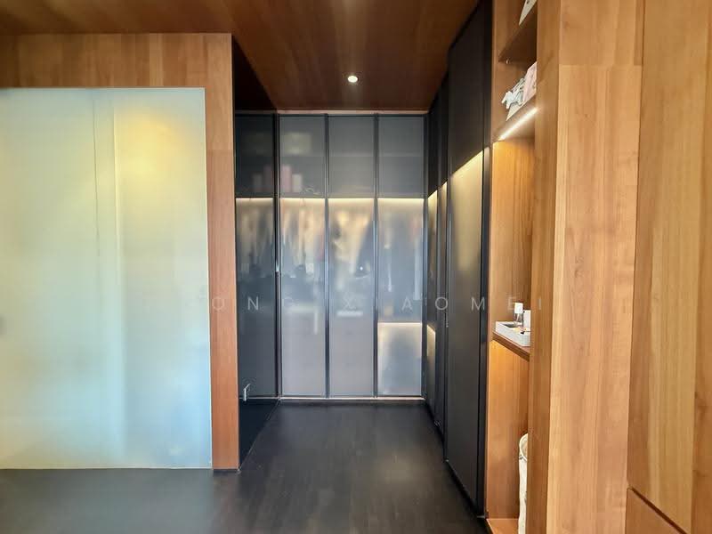 Riverside Melodies, 26A Saint Michael's Road, Balestier / Toa Payoh, 3 Bedrooms, 1,421 sqft, Apartment For Sale, by Zhong Xiaomei, 500295685 - Master Bedroom Wardrobe - PropertyGuru.com.sg