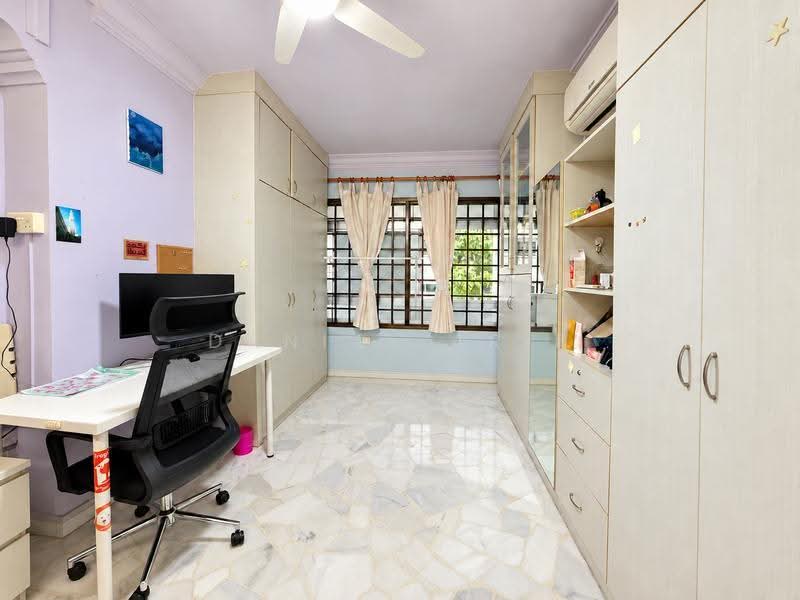 217 Pasir Ris Street 21, 217 Pasir Ris Street 21, Pasir Ris / Tampines, 4 Bedrooms, 1,603 sqft, HDB Flat For Sale, by Danial Arif, 500295688 - Bedroom 2 - PropertyGuru.com.sg