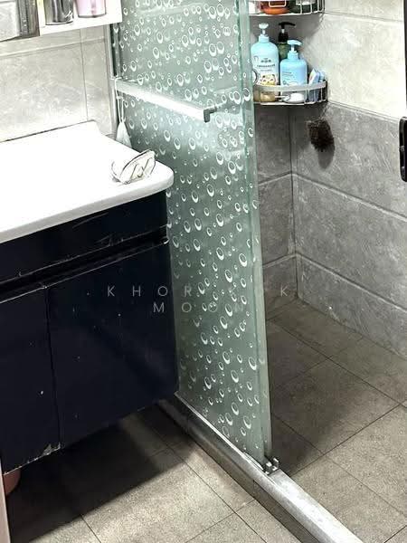 155 Bishan Street 13, 155 Bishan Street 13, Ang Mo Kio / Bishan / Thomson, 4 Bedrooms, 1,367 sqft, HDB Flat For Sale, by KHOR KOK MOON, 500295691 - Bathroom - PropertyGuru.com.sg