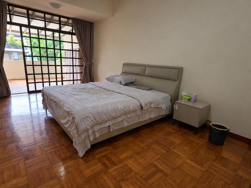 * Well-Kept Semi-D * Spacious Garden * Within 1km Henry Park Pri Sch * Near Amenities, Moonbeam, Henry Park, Mount Sinai, Holland Grove, Grove Drive, Kebaya, Tanglin / Holland / Bukit Timah, Jelita, Greenleaf, Tanglin / Holland / Bukit Timah, 5 Bedrooms, 4,000 sqft, Semi-Detached House For Sale, by Pauline Tan, 500295735 - PropertyGuru.com.sg