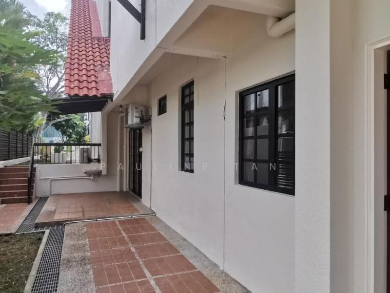 * Well-Kept Semi-D * Spacious Garden * Within 1km Henry Park Pri Sch * Near Amenities, Moonbeam, Henry Park, Mount Sinai, Holland Grove, Grove Drive, Kebaya, Tanglin / Holland / Bukit Timah, Jelita, Greenleaf, Tanglin / Holland / Bukit Timah, 5 Bedrooms, 4,000 sqft, Semi-Detached House For Sale, by Pauline Tan, 500295735 - PropertyGuru.com.sg