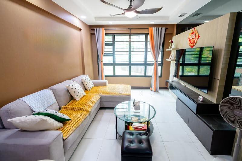 266C Punggol Way, 266C Punggol Way, Hougang / Punggol / Sengkang, 3 Bedrooms, 990 sqft, HDB Flat For Sale, by Kelvin Koh, 500295739 - Living Room - PropertyGuru.com.sg