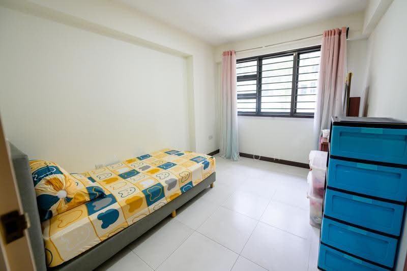 266C Punggol Way, 266C Punggol Way, Hougang / Punggol / Sengkang, 3 Bedrooms, 990 sqft, HDB Flat For Sale, by Kelvin Koh, 500295739 - Common Bedroom 1 - PropertyGuru.com.sg