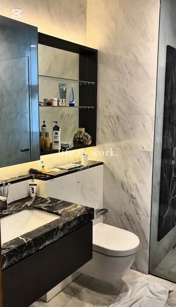 Marina One Residences, 21 Marina Way, Boat Quay / Raffles Place / Marina, 2 Bedrooms, 1,023 sqft, Condominium For Sale, by Kristie Dong 董梦瑶, 500295749 - Bathroom - PropertyGuru.com.sg