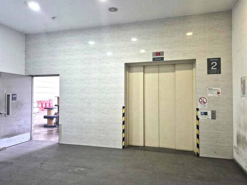 Mega@Woodlands, 39 Woodlands Close, Admiralty / Woodlands, 3,208 sqft, Light Industrial (B1) For Rent, by Wang Jing, 500295763 - Corridor - CommercialGuru.com.sg