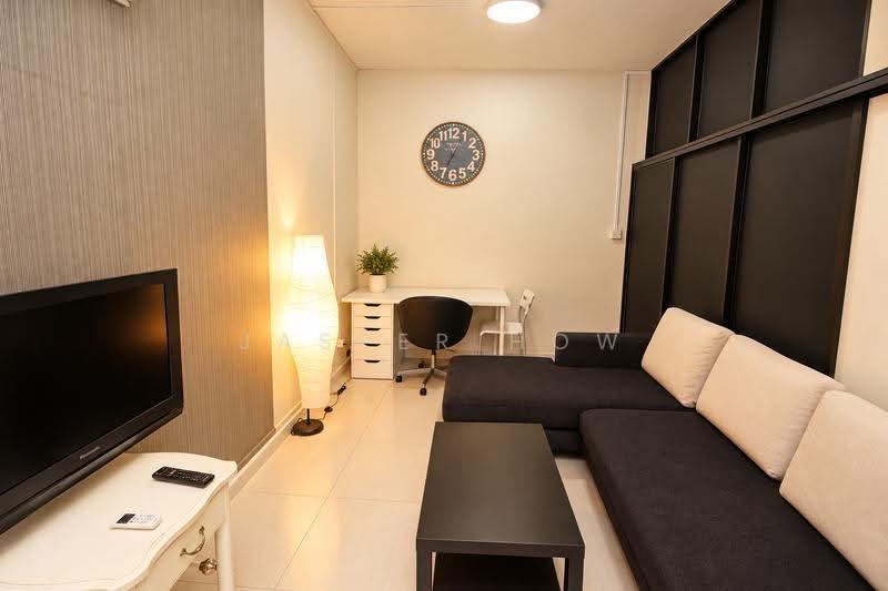 14A Yio Chu Kang Road, 14A Yio Chu Kang Road, Hougang / Punggol / Sengkang, 1 Bedroom, 300 sqft, Apartment For Rent, by Jasper How, 500295789 - Living Room - PropertyGuru.com.sg