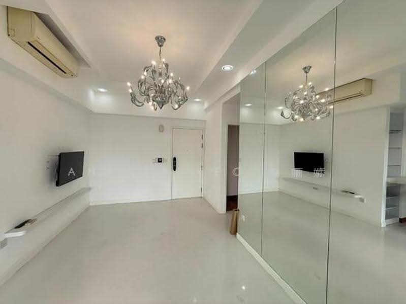 Moda, 42 East Coast Road, East Coast / Marine Parade, 2 Bedrooms, 764 sqft, Apartment For Sale, by Anthea Yeo 杨丽娇, 500295801 - Living Room - PropertyGuru.com.sg