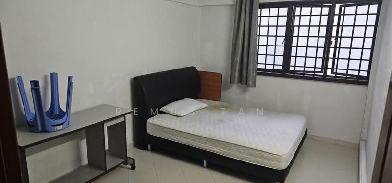406 Hougang Avenue 10, 406 Hougang Avenue 10, Hougang / Punggol / Sengkang, Room Rental, 100 sqft, HDB Flat For Rent, by Remus Tan, 500295827 - Bedroom - PropertyGuru.com.sg