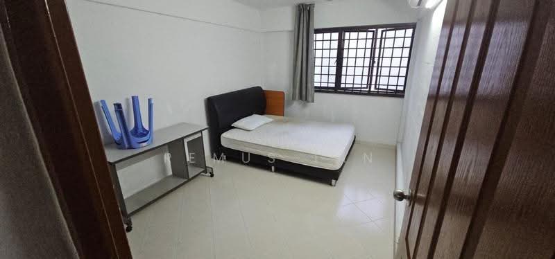 406 Hougang Avenue 10, 406 Hougang Avenue 10, Hougang / Punggol / Sengkang, Room Rental, 100 sqft, HDB Flat For Rent, by Remus Tan, 500295827 - Bedroom - PropertyGuru.com.sg