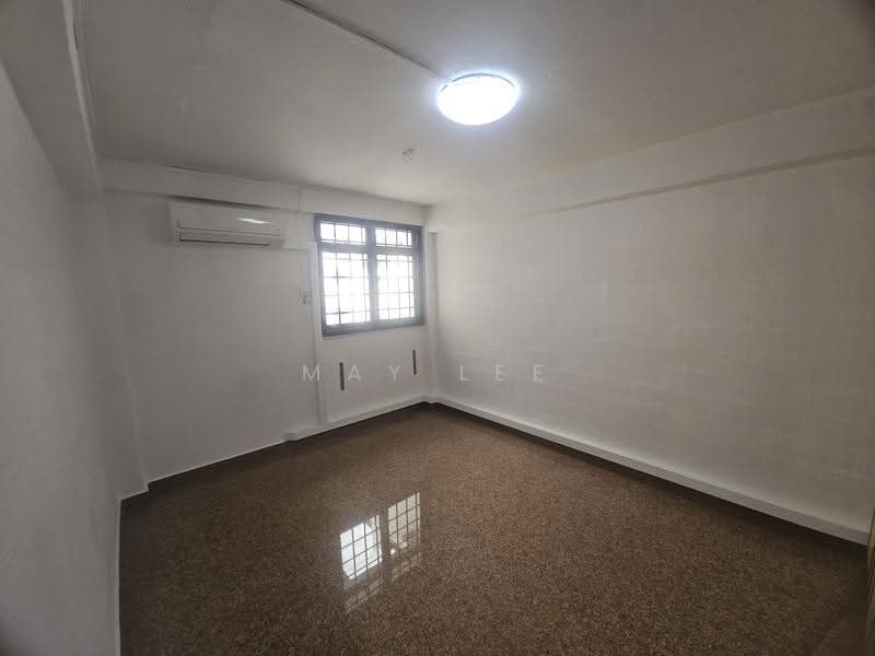 108 Lorong 1 Toa Payoh, 108 Lorong 1 Toa Payoh, Balestier / Toa Payoh, 2 Bedrooms, 710 sqft, HDB Flat For Sale, by May Lee, 500295878 - Interior - PropertyGuru.com.sg