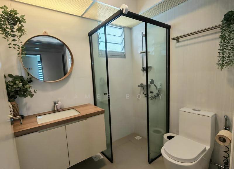 422A Northshore Drive, 422A Northshore Drive, Hougang / Punggol / Sengkang, 3 Bedrooms, 1,216 sqft, HDB Flat For Sale, by James Boey, 500295895 - Bathroom - PropertyGuru.com.sg