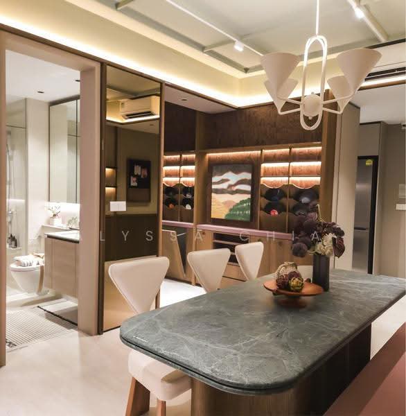 Freehold, District 11, walk to MRT, 1km SJI, 1km Hong Wen, Newton / Novena, 3 Bedrooms, 893 sqft, Condominium For Sale, by Alyssa Chia, 500295898 - Bathroom - PropertyGuru.com.sg