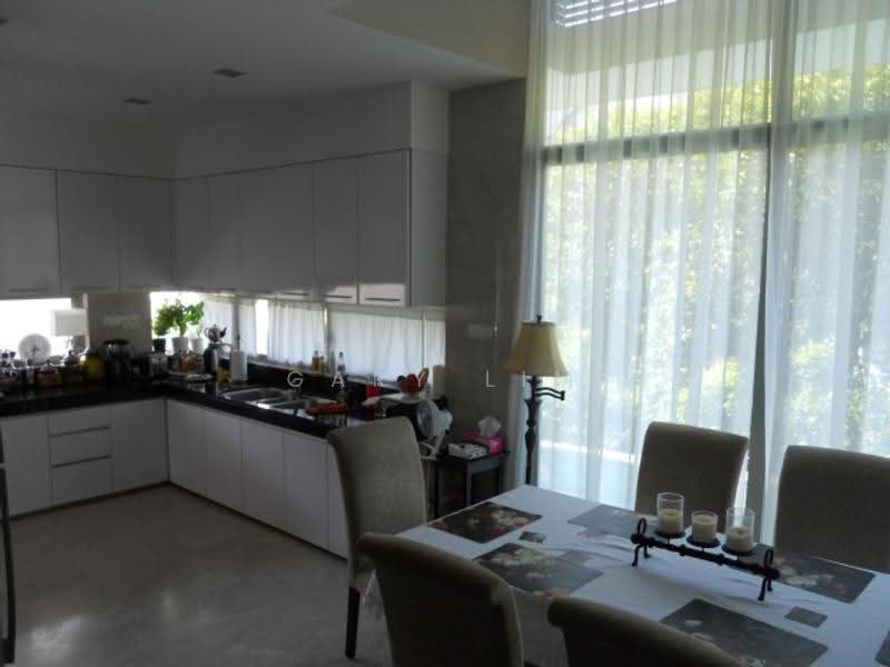 Jalan Amapng, jalan Ampang, Tanglin / Holland / Bukit Timah, 5 Bedrooms, 5,000 sqft, Semi-Detached House For Rent, by Gary Lim, 500295911 - Kitchen - PropertyGuru.com.sg