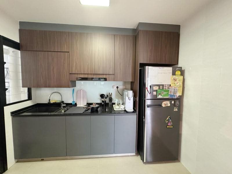 402A Fernvale Lane, 402A Fernvale Lane, Hougang / Punggol / Sengkang, 3 Bedrooms, 1,001 sqft, HDB Flat For Sale, by Lewis Ho, 500295920 - Kitchen - PropertyGuru.com.sg
