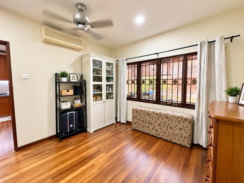 Tai Hwan Garden, Tai Hwan Heights, Hougang / Punggol / Sengkang, 4 Bedrooms, 2,800 sqft, Terraced House For Sale, by Raymond Koh, 500295928 - Nanny Room - PropertyGuru.com.sg