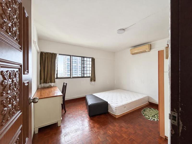 103 Spottiswoode Park Road, 103 Spottiswoode Park Road, Chinatown / Tanjong Pagar, 3 Bedrooms, 1,223 sqft, HDB Flat For Sale, by Helen Ma Lihong, 500295938 - Bedroom - PropertyGuru.com.sg