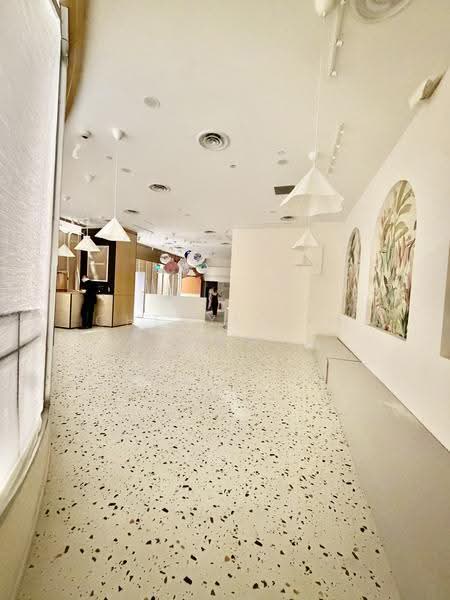TripleOne Somerset, 111 Somerset Road, Orchard / River Valley, 2,300 sqft, Food & Beverage For Rent, by Cheryl Sim 沈欣仪, 500295963 - Interior - CommercialGuru.com.sg