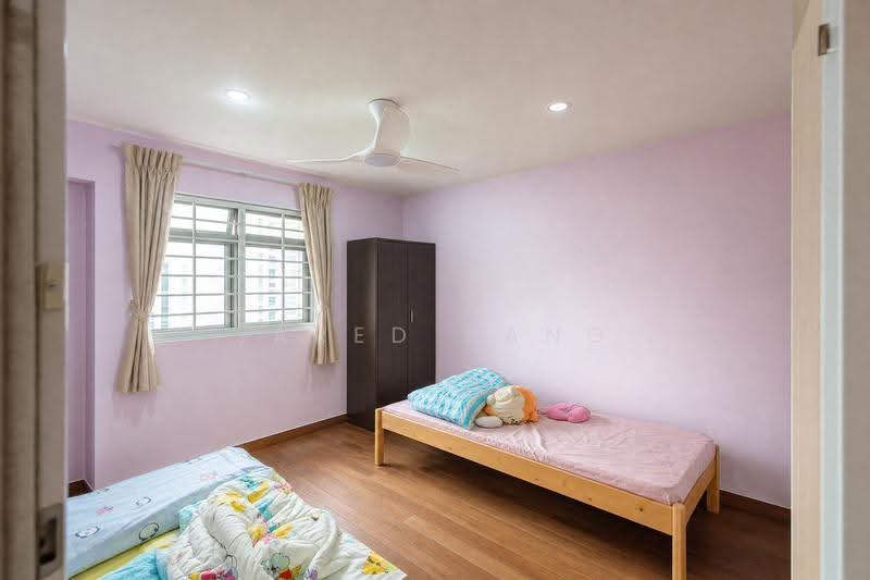 196 Rivervale Drive, 196 Rivervale Drive, Hougang / Punggol / Sengkang, 3 Bedrooms, 1,184 sqft, HDB Flat For Sale, by Jared Kang, 500295967 - Master Bedroom - PropertyGuru.com.sg