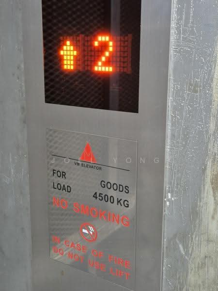 unit near goods lifts, 3 phase 60 amps, suits sTore, workshops!, sTore workshops studio showroom!, Macpherson / Potong Pasir, 3,400 sqft, Light Industrial (B1) For Rent, by Joel Yong, 500295974 - CommercialGuru.com.sg