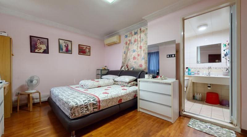 678D Jurong West Street 64, 678D Jurong West Street 64, Boon Lay / Jurong / Tuas, 3 Bedrooms, 1,184 sqft, HDB Flat For Sale, by Lewis Tam, 500295977 - Bedroom - PropertyGuru.com.sg