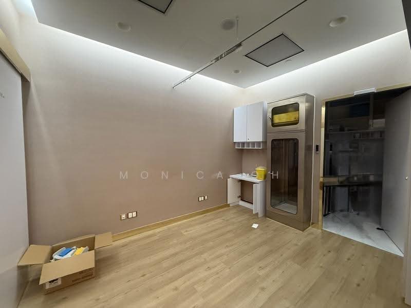TripleOne Somerset, 111 Somerset Road, Orchard / River Valley, 753 sqft, Medical For Rent, by Monica Oh, 500295985 - Interior - CommercialGuru.com.sg