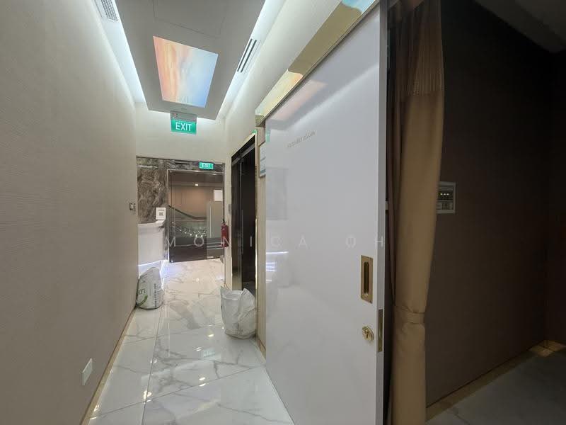 TripleOne Somerset, 111 Somerset Road, Orchard / River Valley, 753 sqft, Medical For Rent, by Monica Oh, 500295985 - Corridor - CommercialGuru.com.sg