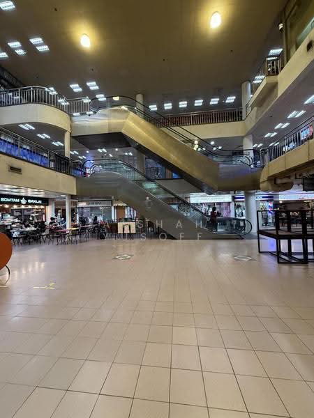 Golden Mile Tower, 6001 Beach Road, Beach Road / Bugis / Rochor, 194 sqft, Other Retail For Sale, by Aishah Yusoff, 500295989 - CommercialGuru.com.sg
