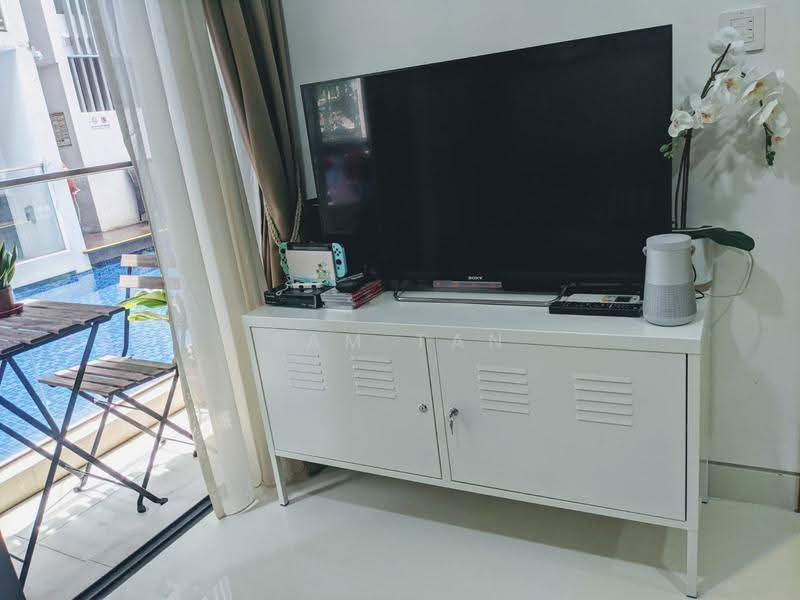 RV Edge, 2 Shanghai Road, Tanglin / Holland / Bukit Timah, 1 Bedroom, 366 sqft, Condominium For Rent, by Sam Tan, 500295999 - Balcony - PropertyGuru.com.sg