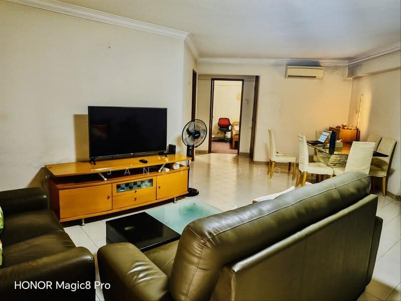 124 Serangoon North Avenue 1, 124 Serangoon North Avenue 1, Hougang / Punggol / Sengkang, 3 Bedrooms, 894 sqft, HDB Flat For Rent, by Janet Wong, 500296016 - Living Room - PropertyGuru.com.sg