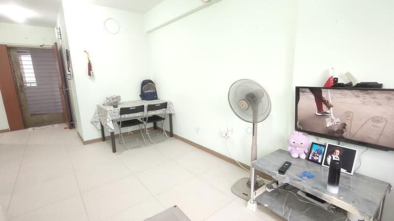 994A Buangkok Link, 994A Buangkok Link, Hougang / Punggol / Sengkang, 1 Bedroom, 505 sqft, HDB Flat For Rent, by Kelly Ho, 500296044 - Living Room - PropertyGuru.com.sg