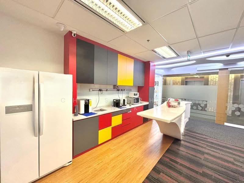 United Square, 101 Thomson Road, Newton / Novena, 3,294 sqft, Office For Rent, by Christopher Kwek, 500296047 - Kitchen - CommercialGuru.com.sg