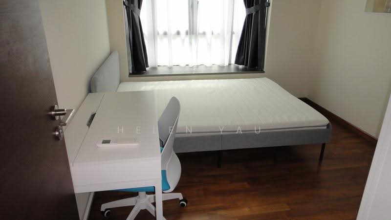 The Cassandra, 132 Pasir Panjang Road, Buona Vista / West Coast / Clementi New Town, 3 Bedrooms, 1,324 sqft, Apartment For Sale, by Helen Yau, 500296053 - Bedroom - PropertyGuru.com.sg